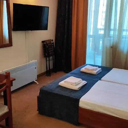 Annett At Emerald Μπάνσκο