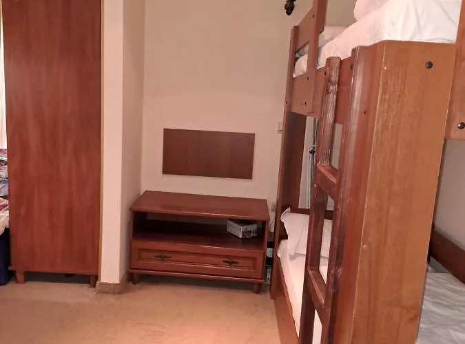 Annett At Emerald Апартаменты